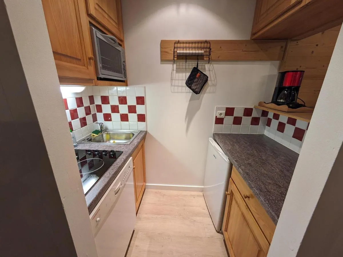 Charmant 2 Pieces Pour 4 Personnes Avec Balcon Et Parking - Chamonix Sud, A 5 Min Du Centre - Fr-1-343-250